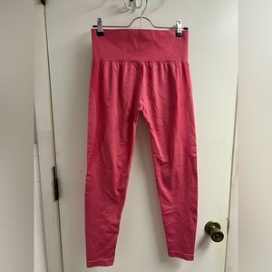 Fuchsia contour seamless NVGTN leggings